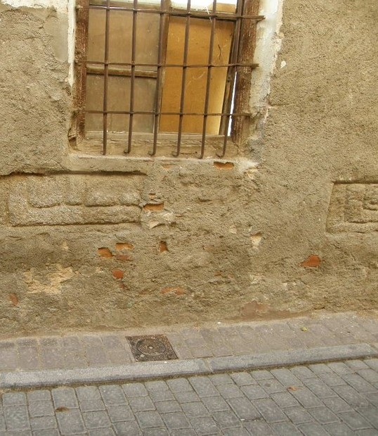 05 Estelas funerarias de la maqbara reutilizadas en casas de la calle Larga