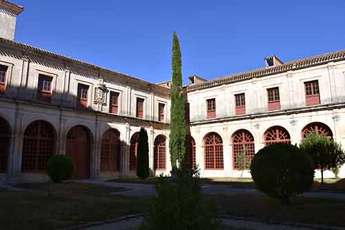 Crujías norte y oeste