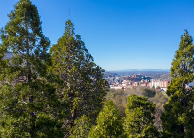 Vista aérea hacia la ciudad