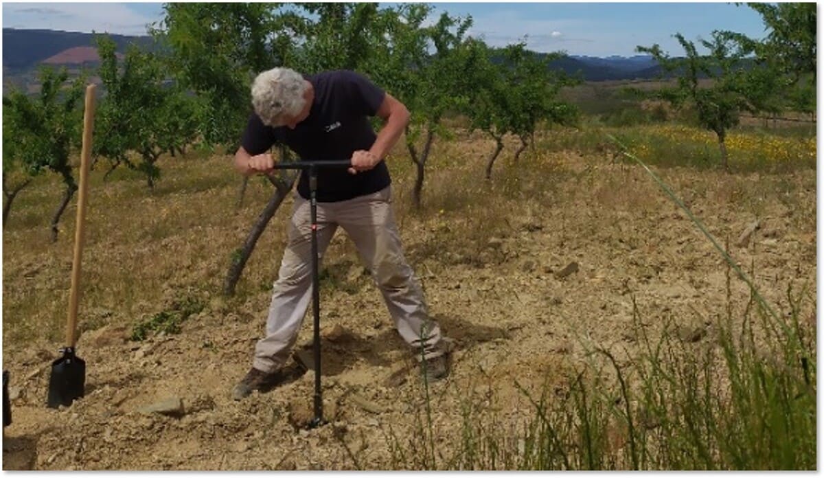 PROSPEÇÕES ENTRE O RIOS CÔA E ÁGUEDA