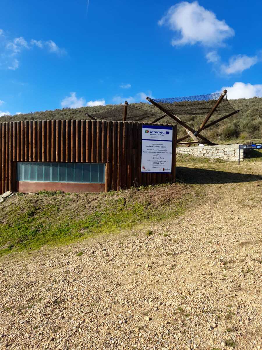 REPARAÇÃO EXTERIOR DA AULA DE SIEGA VERDE