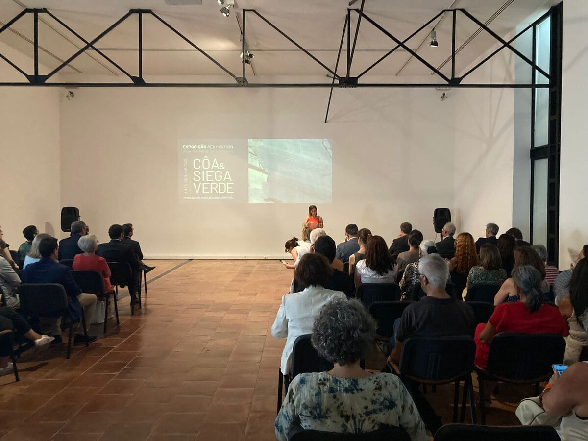 EXPOSIÇÃO CONJUNTA