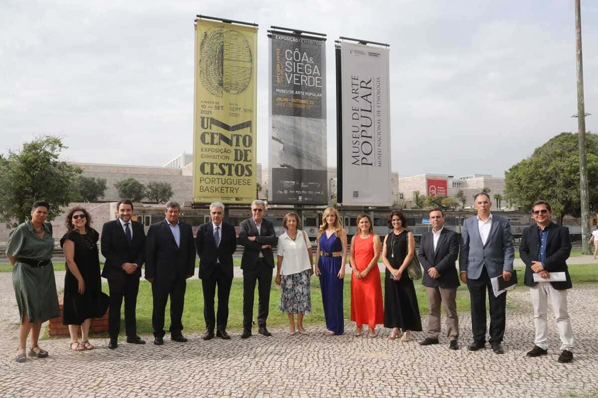 EXPOSIÇÃO CONJUNTA